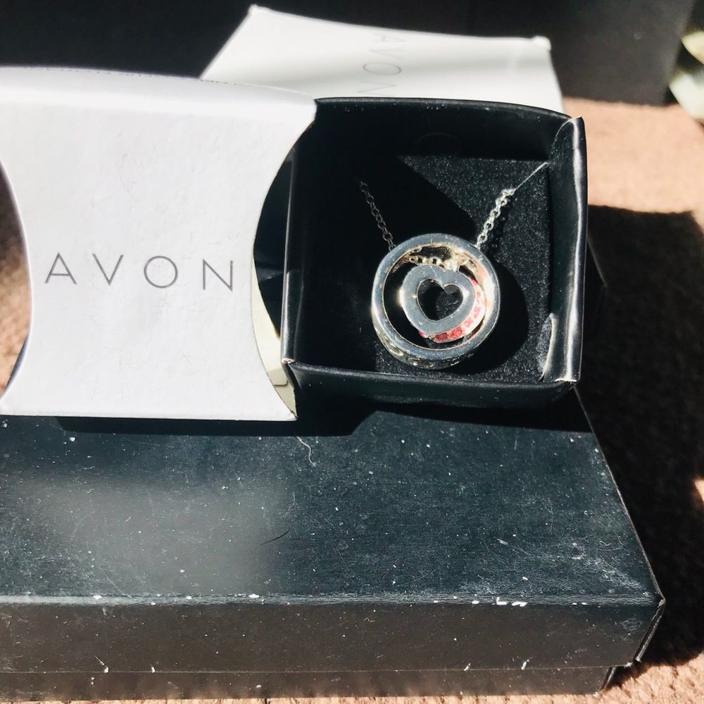 floating avon heart pendant